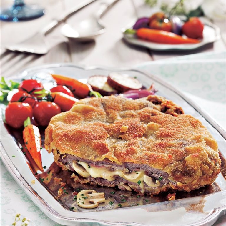 Aprende a Decir «Cachopo»: Un Vistazo a la Etimología y al Significado Asturiano del Plato