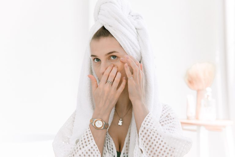 El arte del ‘Home Spa’: Cómo transformar tu rutina de baño en un ritual de bienestar holístico