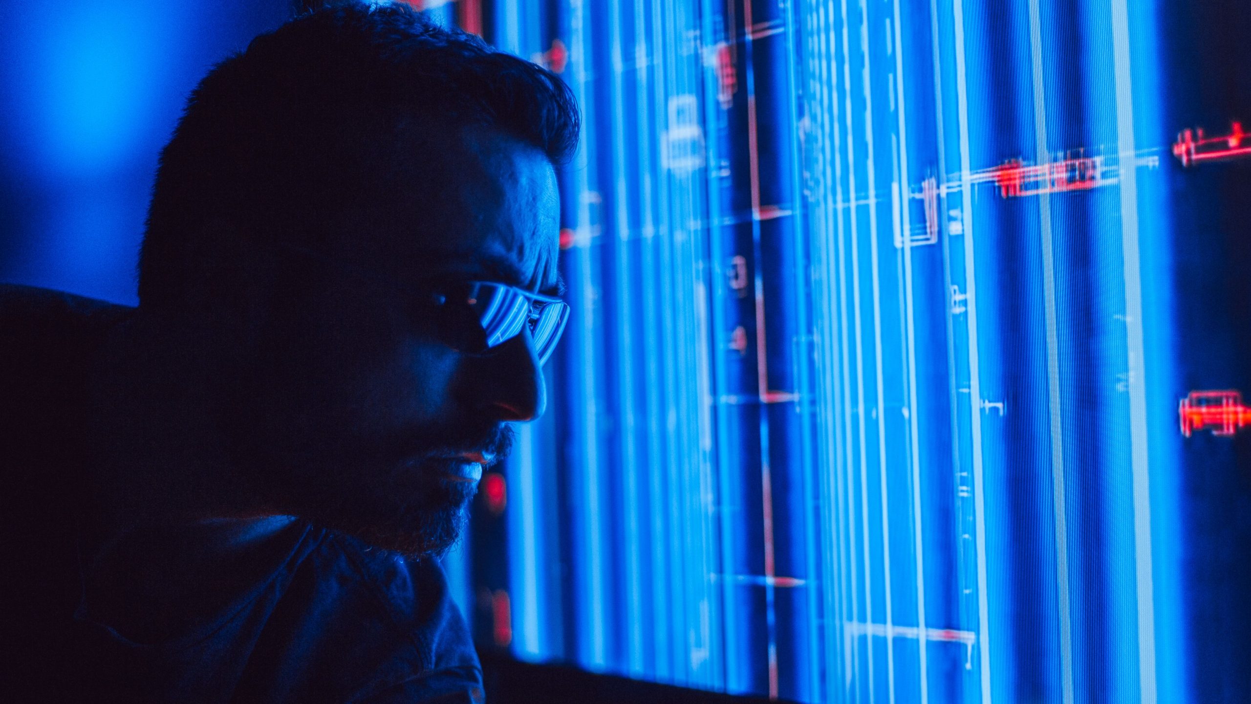De la teoría a los resultados: Cómo la IA optimiza la productividad y la rentabilidad empresarial De la teoría a los resultados: Cómo la IA optimiza la productividad y la rentabilidad empresarial